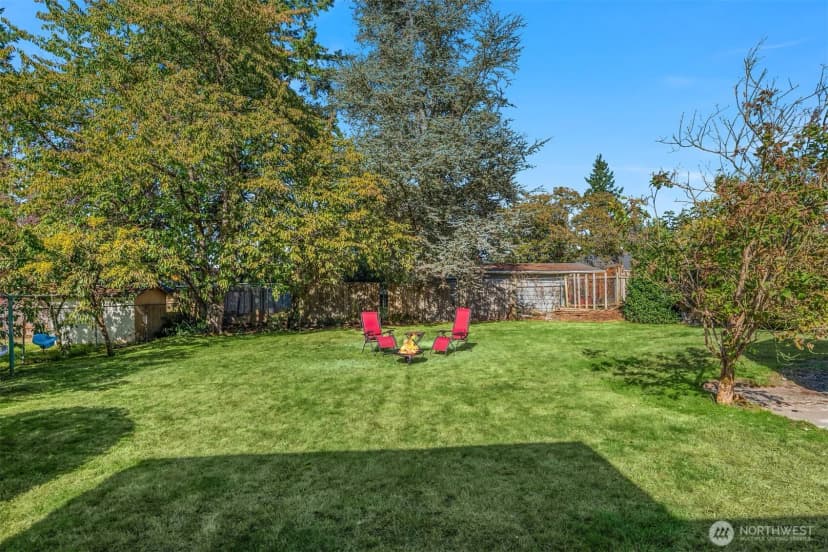 Property photo for 307 Tamarack Avenue, Everett photo 20