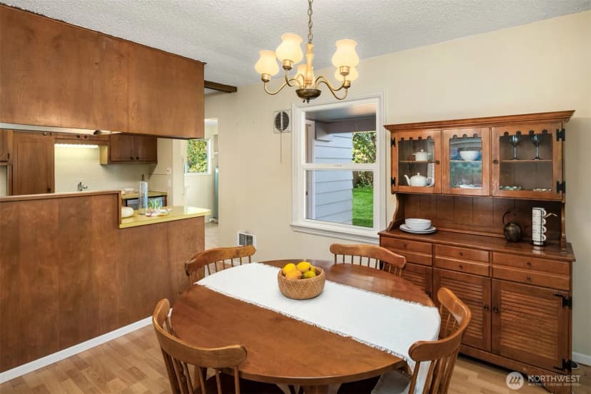 Property photo for 307 Tamarack Avenue, Everett photo 6