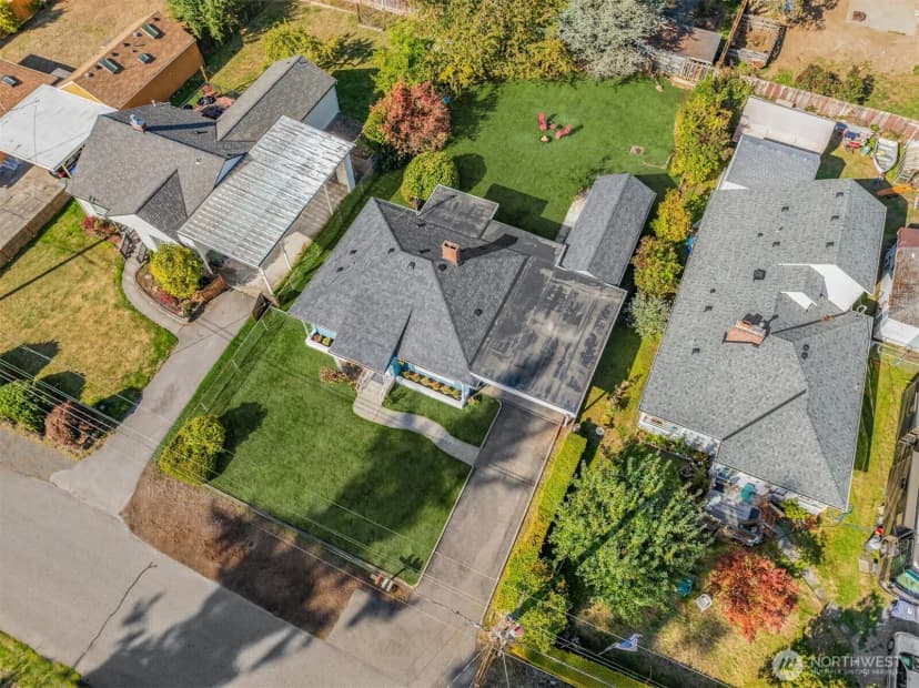 Property photo for 307 Tamarack Avenue, Everett photo 30