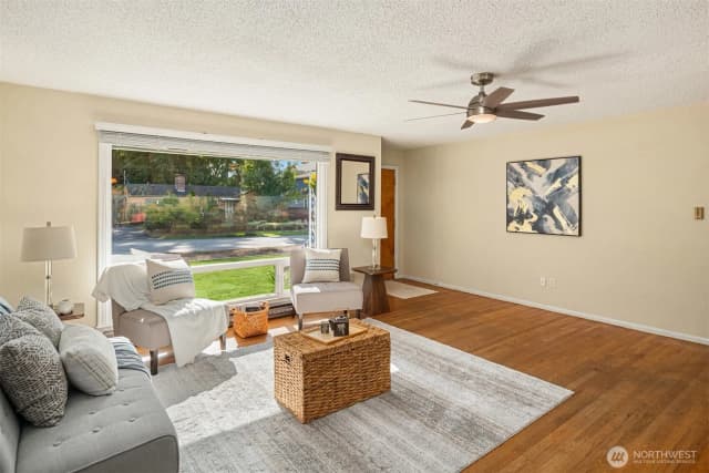 Property photo for 307 Tamarack Avenue, Everett photo 5