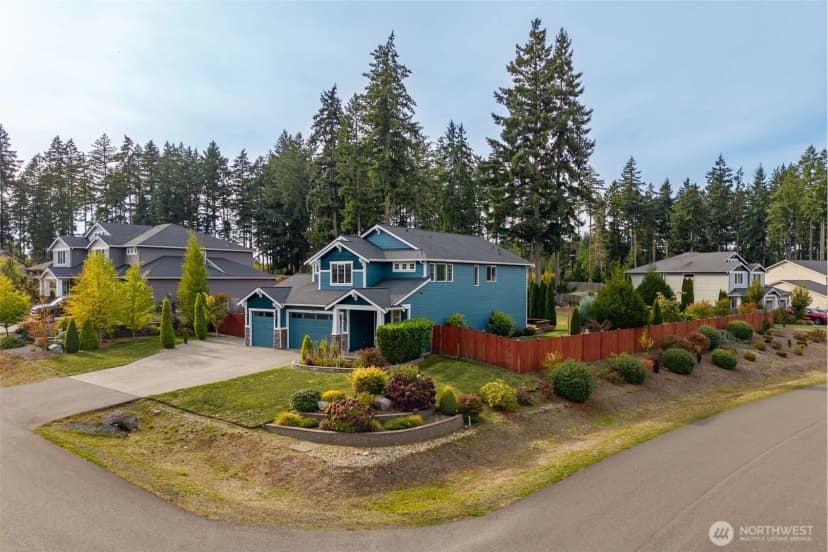 Property photo for 4749 Waxwing Court Ne, Lacey photo 40
