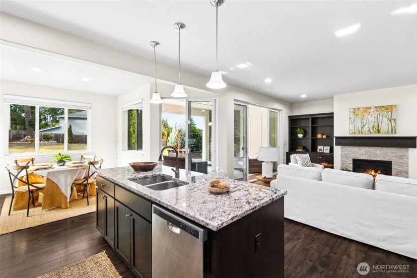 Property photo for 4749 Waxwing Court Ne, Lacey photo 12
