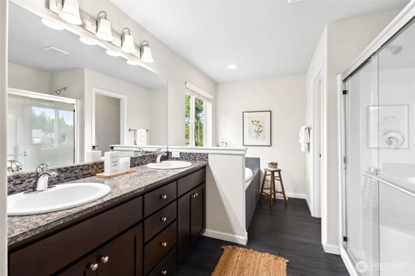 Property photo for 4749 Waxwing Court Ne, Lacey photo 21