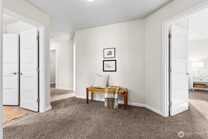 Property photo for 4749 Waxwing Court Ne, Lacey photo 17