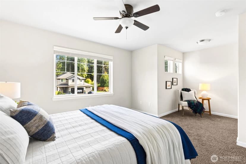 Property photo for 4749 Waxwing Court Ne, Lacey photo 20