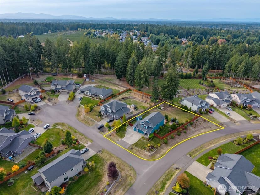 Property photo for 4749 Waxwing Court Ne, Lacey photo 37
