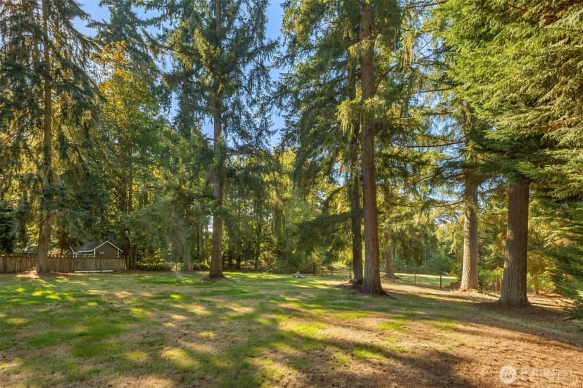 Property photo for 15507 216th Avenue Ne, Woodinville photo 38
