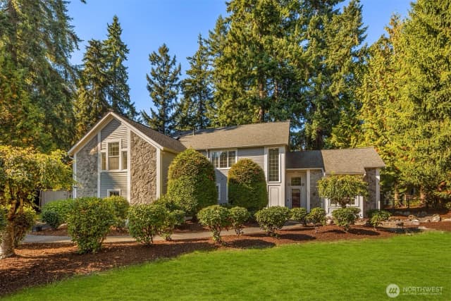 Property photo for 15507 216th Avenue Ne, Woodinville photo 2