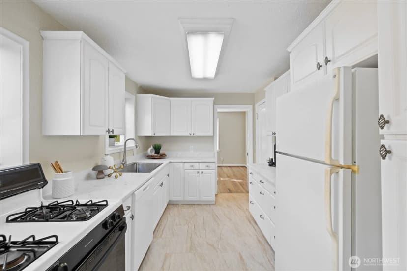 Property photo for 10130 Ne 189th Street #a, Bothell photo 10