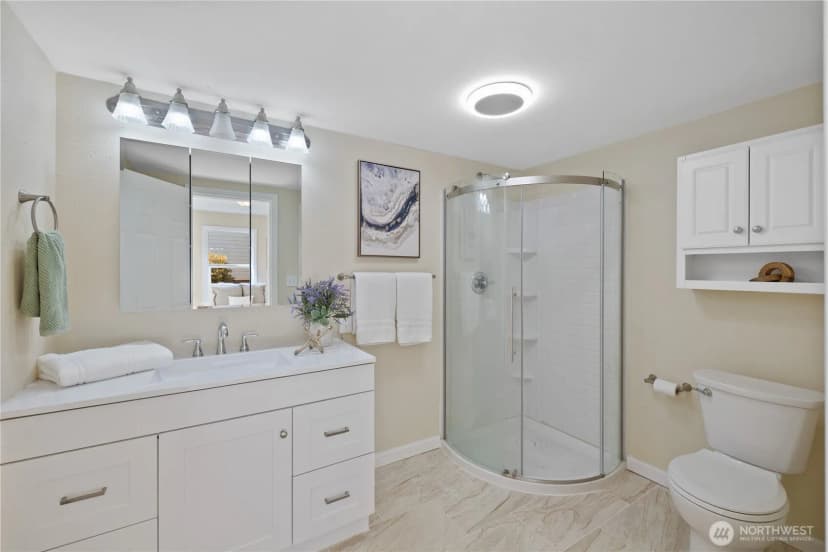 Property photo for 10130 Ne 189th Street #a, Bothell photo 18