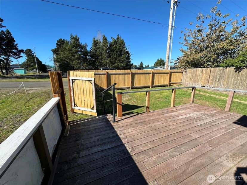Property photo for 26206 R Street, Ocean Park photo 2