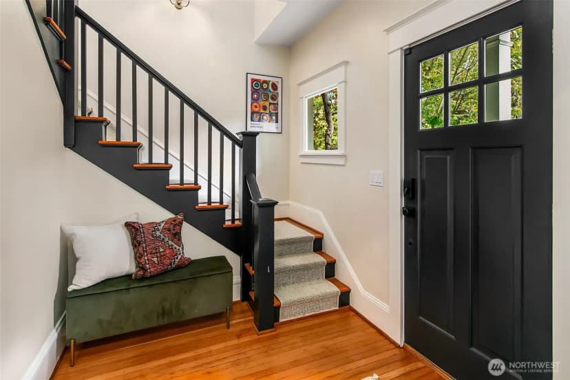 Property photo for 3879 44th Avenue Ne, Seattle photo 16