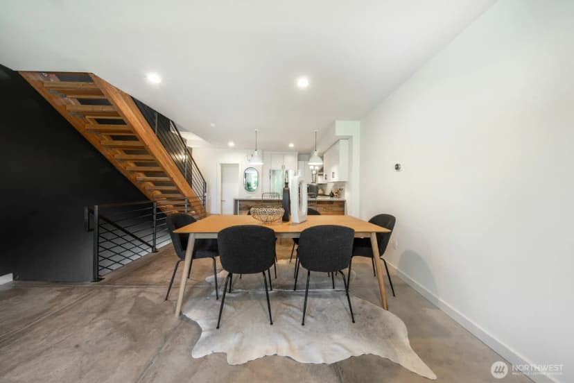 Property photo for 123 20th Avenue, Seattle photo 10