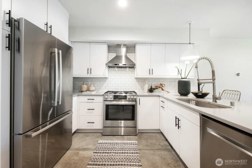 Property photo for 123 20th Avenue, Seattle photo 16