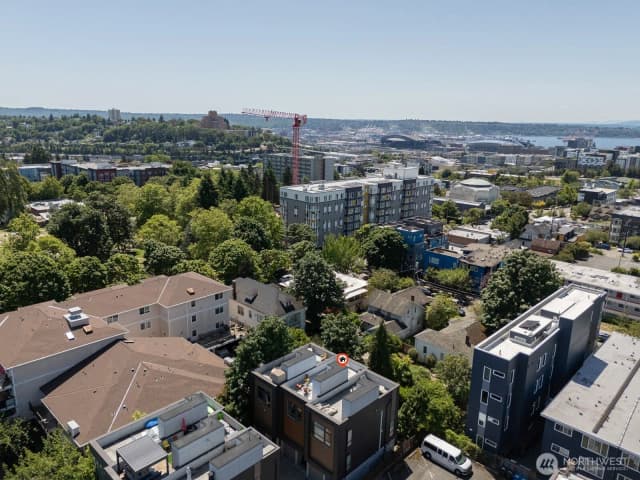 Property photo for 123 20th Avenue, Seattle photo 3