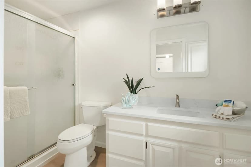 Property photo for 18811 Se 42nd Street, Issaquah photo 21