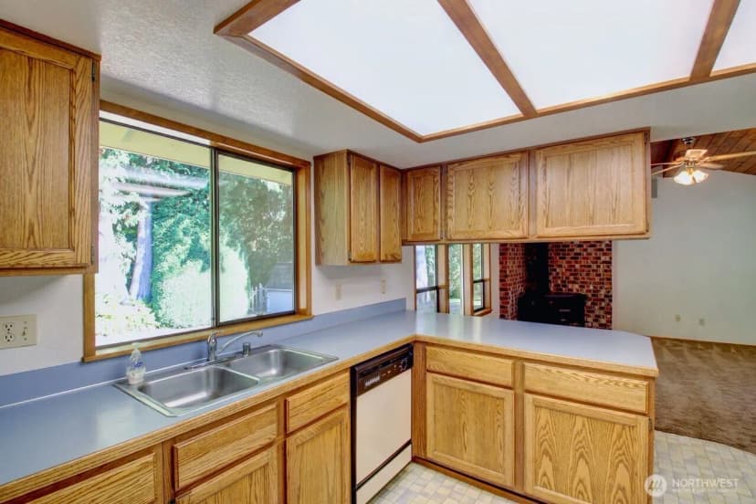 Property photo for 2736 N 27th Street, Mount Vernon photo 8