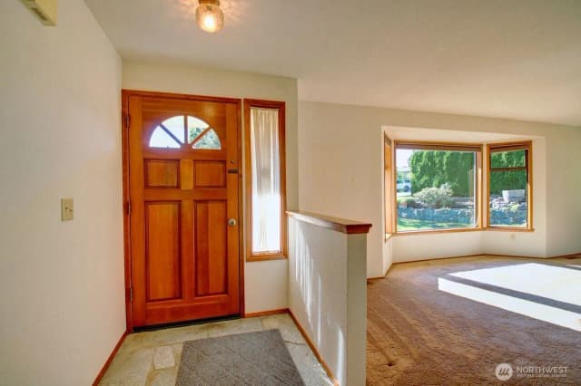 Property photo for 2736 N 27th Street, Mount Vernon photo 4