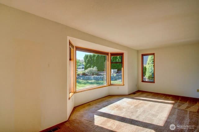 Property photo for 2736 N 27th Street, Mount Vernon photo 5