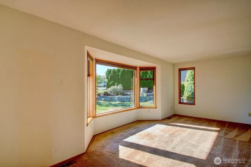 Property photo for 2736 N 27th Street, Mount Vernon photo 5