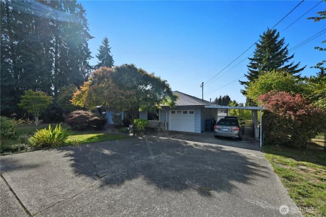 Property photo for 18640 48th Avenue W, Lynnwood photo 3