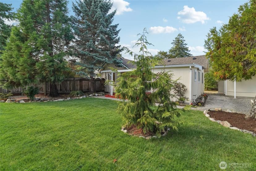 Property photo for 9315 121st Street Sw, Lakewood photo 24