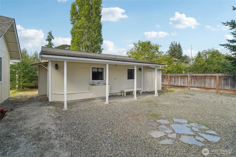 Property photo for 9315 121st Street Sw, Lakewood photo 26