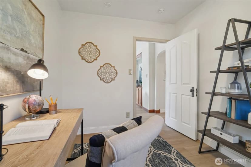 Property photo for 9315 121st Street Sw, Lakewood photo 17