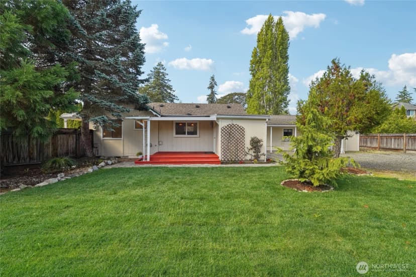 Property photo for 9315 121st Street Sw, Lakewood photo 23