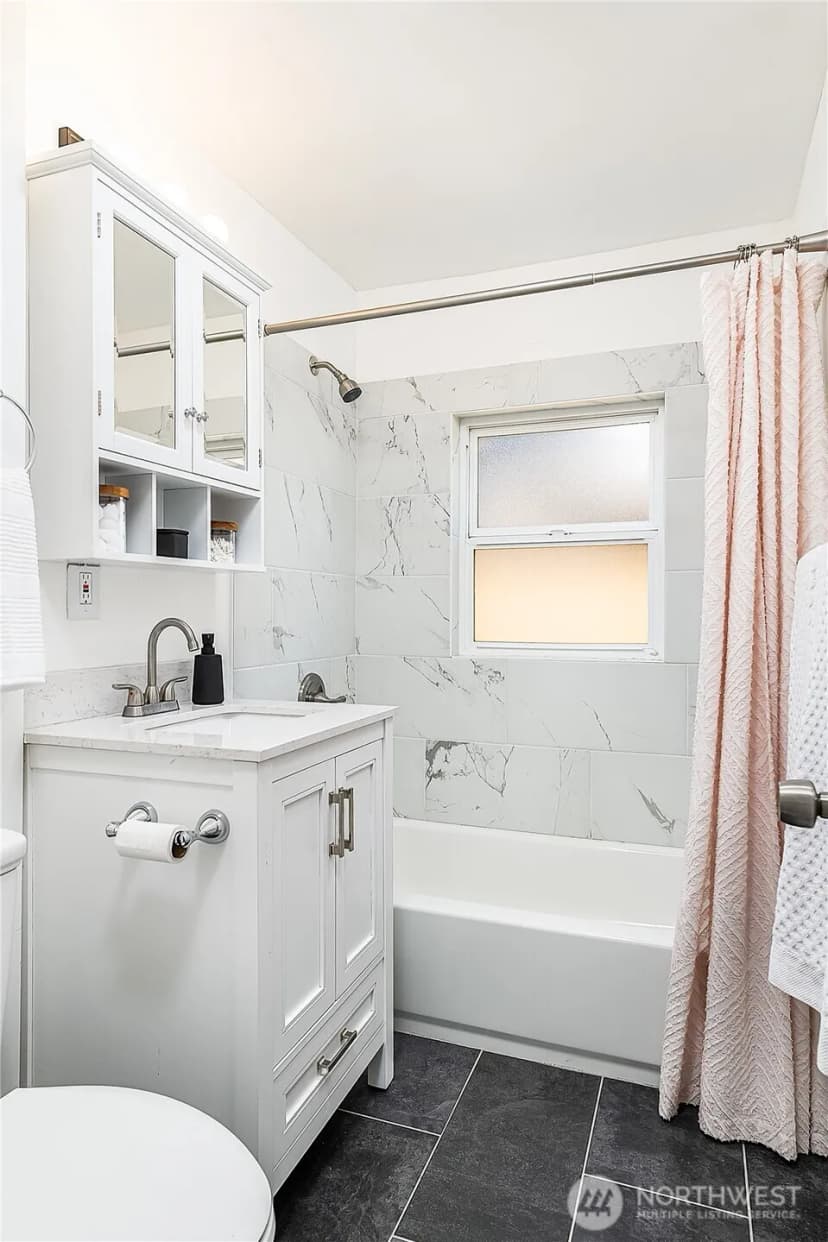Property photo for 3947 S Warsaw Street, Seattle photo 14