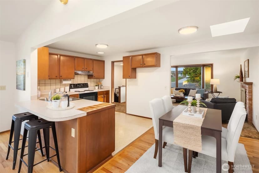 Property photo for 22603 41st Place Sw, Mountlake Terrace photo 10