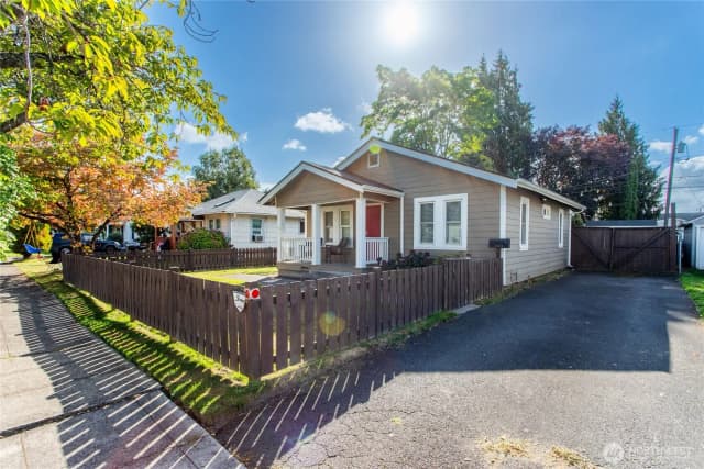 Property photo for 2925 Dover Street, Longview photo 5