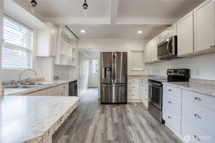 Property photo for 2925 Dover Street, Longview photo 8