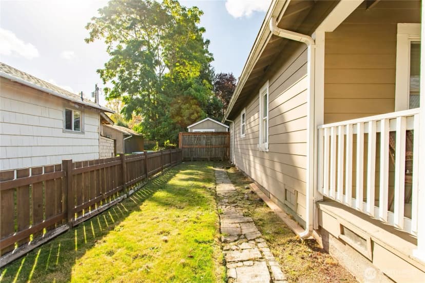 Property photo for 2925 Dover Street, Longview photo 19