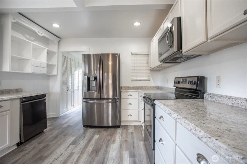 Property photo for 2925 Dover Street, Longview photo 9