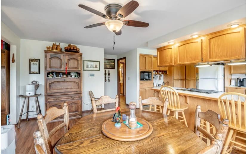 Property photo for 2909 13th Street Sw, Puyallup photo 8