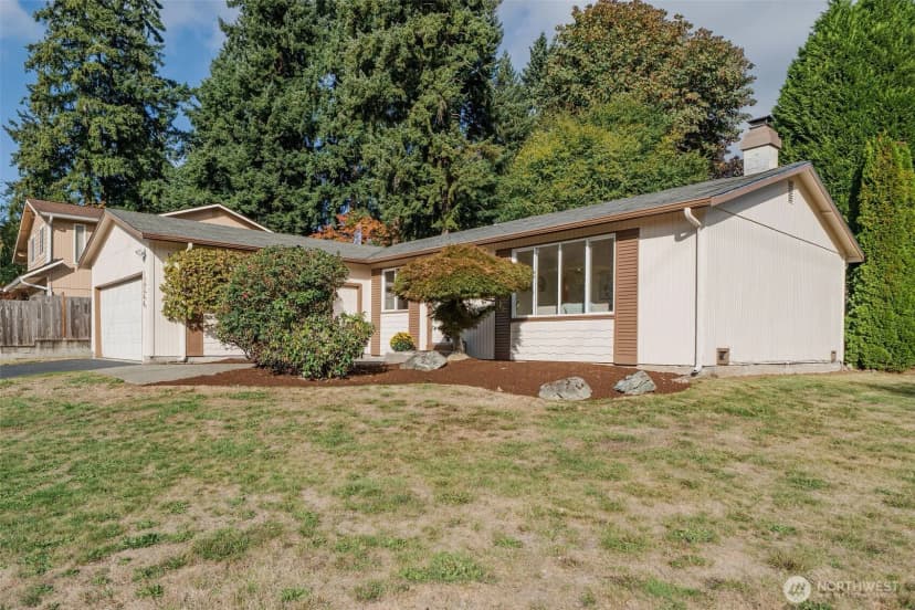 Property photo for 12244 Ne 136th Place, Kirkland