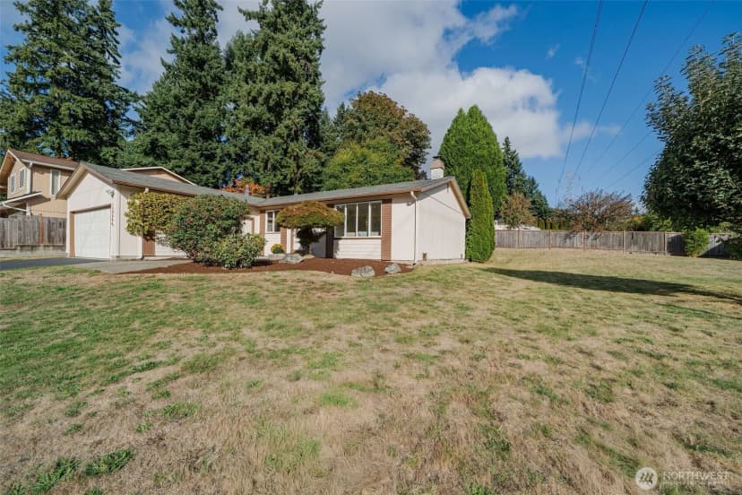 Property photo for 12244 Ne 136th Place, Kirkland photo 30