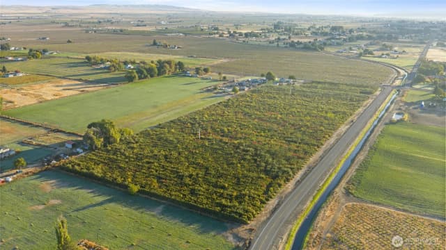 Property photo for 1 Mountain View Rd, Grandview