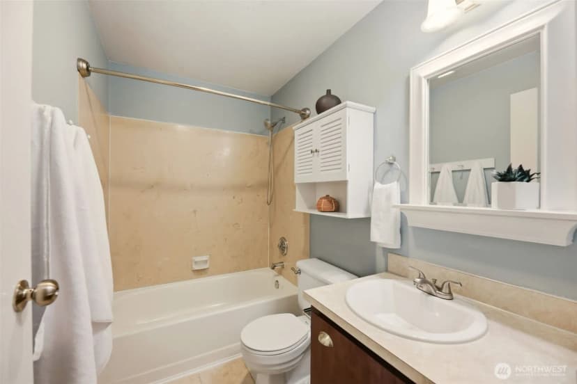 Property photo for 14201 60th Avenue Se, Everett photo 20