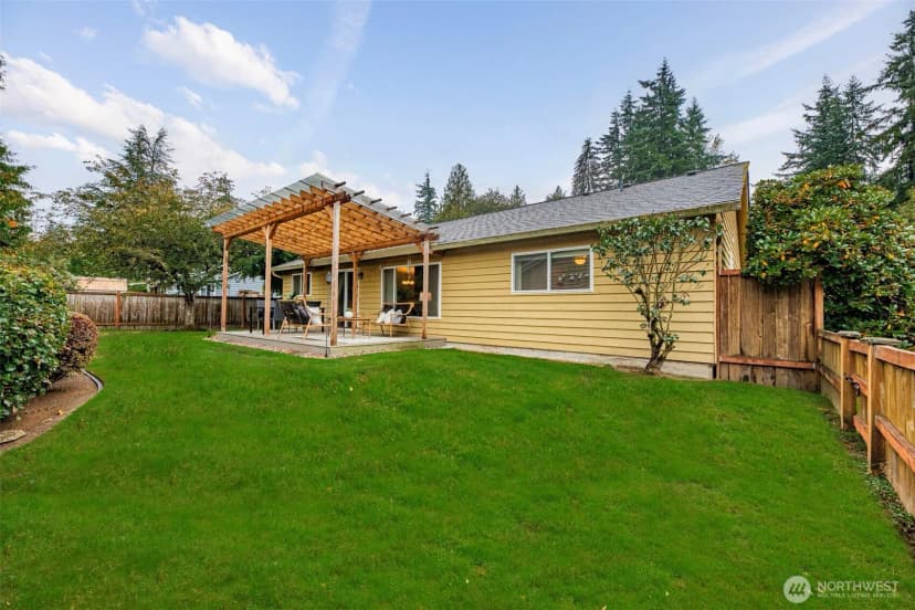 Property photo for 14201 60th Avenue Se, Everett photo 27