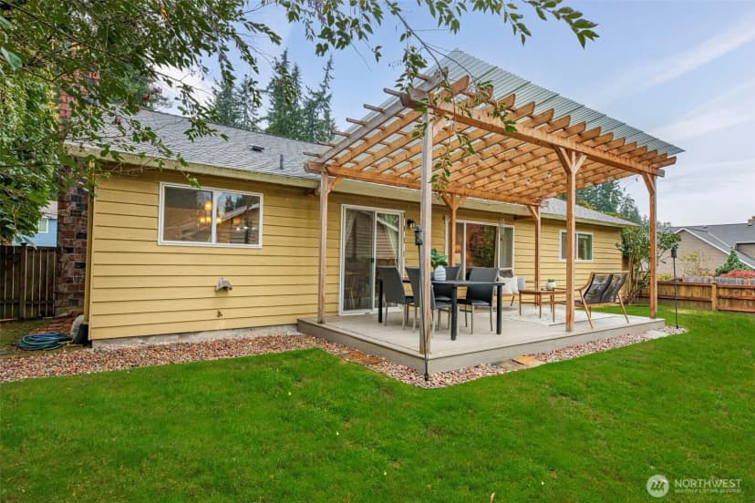 Property photo for 14201 60th Avenue Se, Everett photo 26