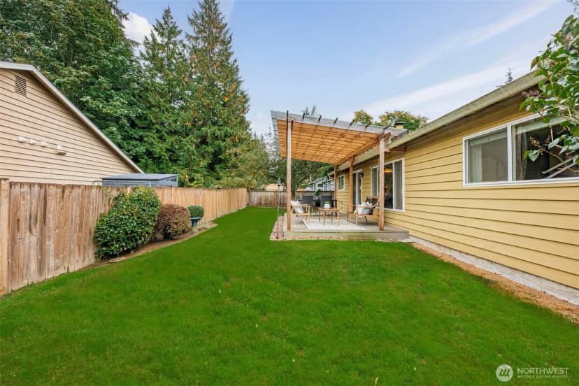 Property photo for 14201 60th Avenue Se, Everett photo 28