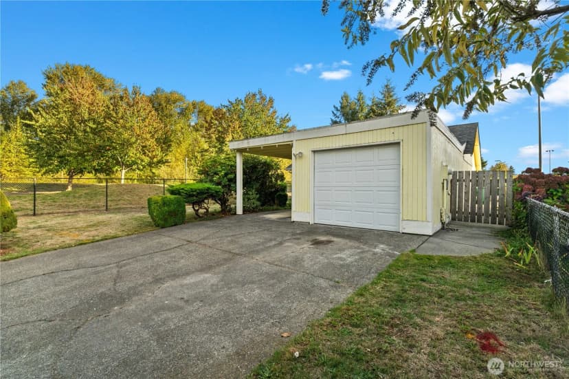 Property photo for 1218 Ne 30th St, Auburn photo 20