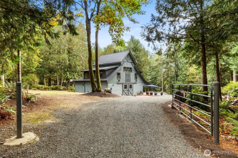 Property photo for 7698 Westerly Lane Ne, Bainbridge Island photo 2