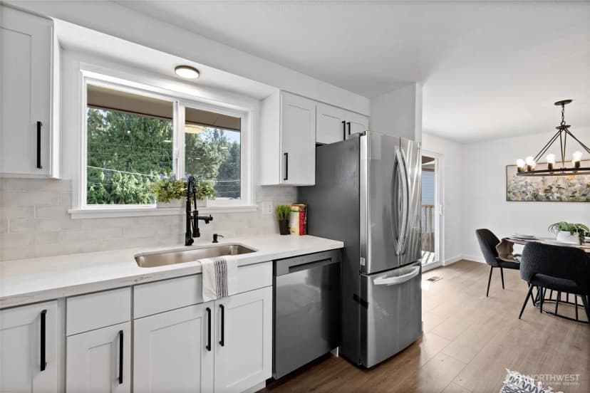 Property photo for 1605 S Highland Avenue, Tacoma photo 16