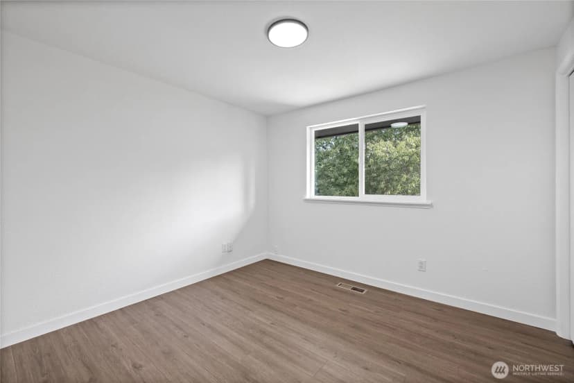 Property photo for 1605 S Highland Avenue, Tacoma photo 20