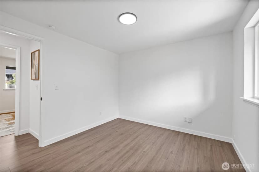 Property photo for 1605 S Highland Avenue, Tacoma photo 21