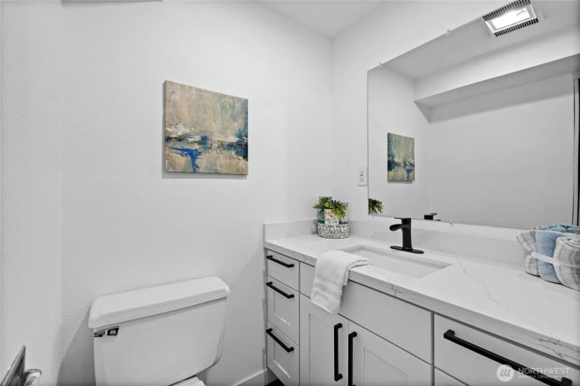 Property photo for 1605 S Highland Avenue, Tacoma photo 32