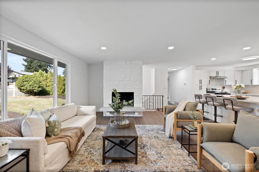 Property photo for 1605 S Highland Avenue, Tacoma photo 8